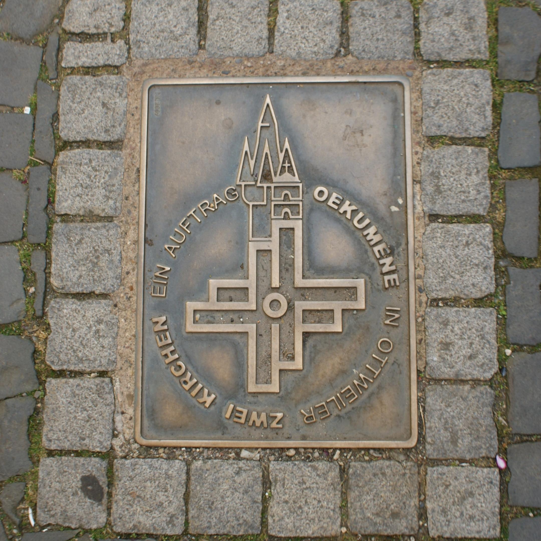 Ökumene-Bronzetafel (c) Hans Werner Büchel, Ottweiler Ökumene-Bronzetafel